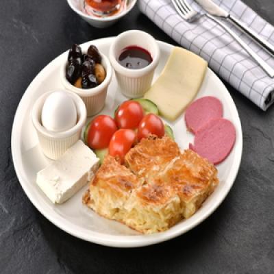 BÖREK KAHVALTI